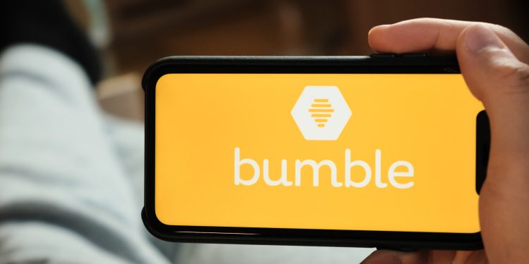 Bumble stock price jumps on layoffs news, but can the rally continue?