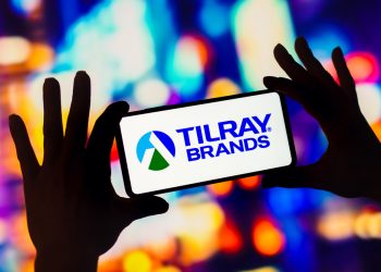Tilray Brands stock price is surging: time to buy or sell?