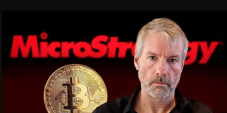 MSTR stock price analysis as mNAV drops below 1