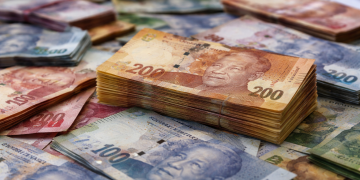 USD/ZAR forecast: South African rand surges as rising wedge activates