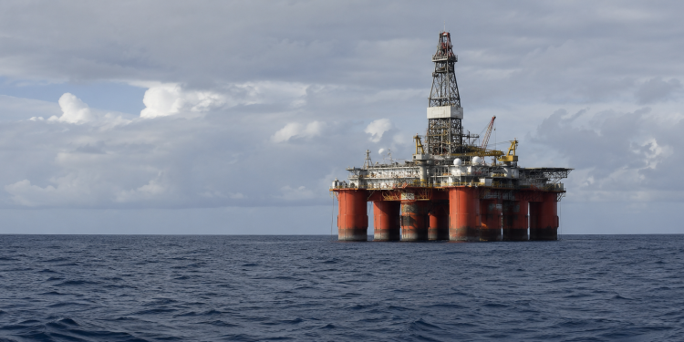 Crude oil price tumbles on Hyperliquid as Trump TACOs on planned Iran attacks